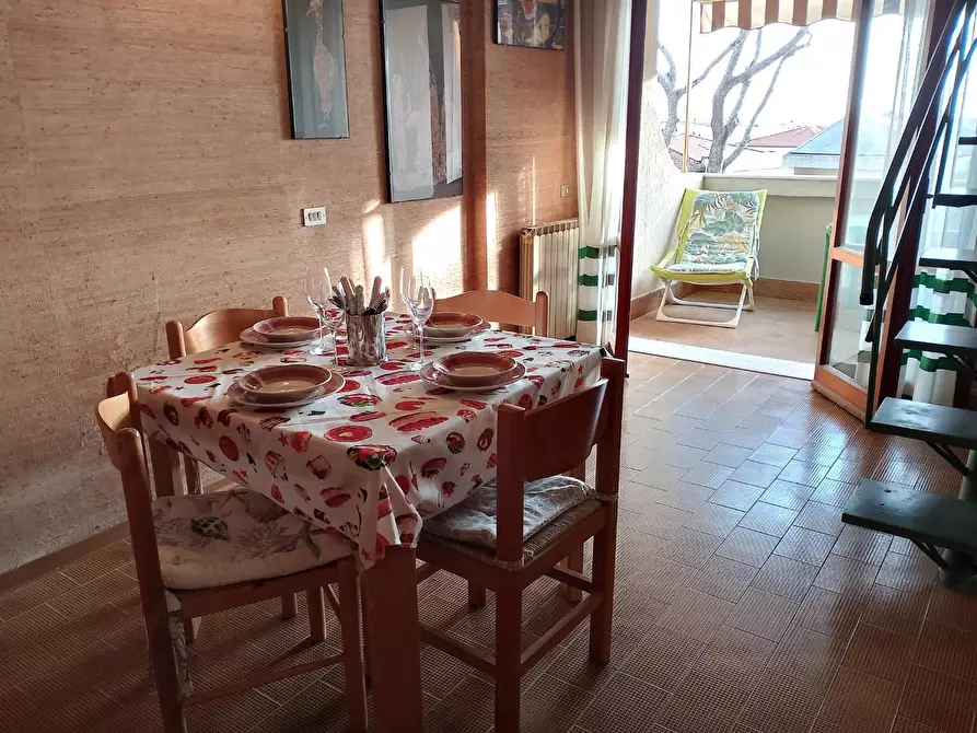 Immagine 1 di Mansarda in affitto  a Rosignano Marittimo