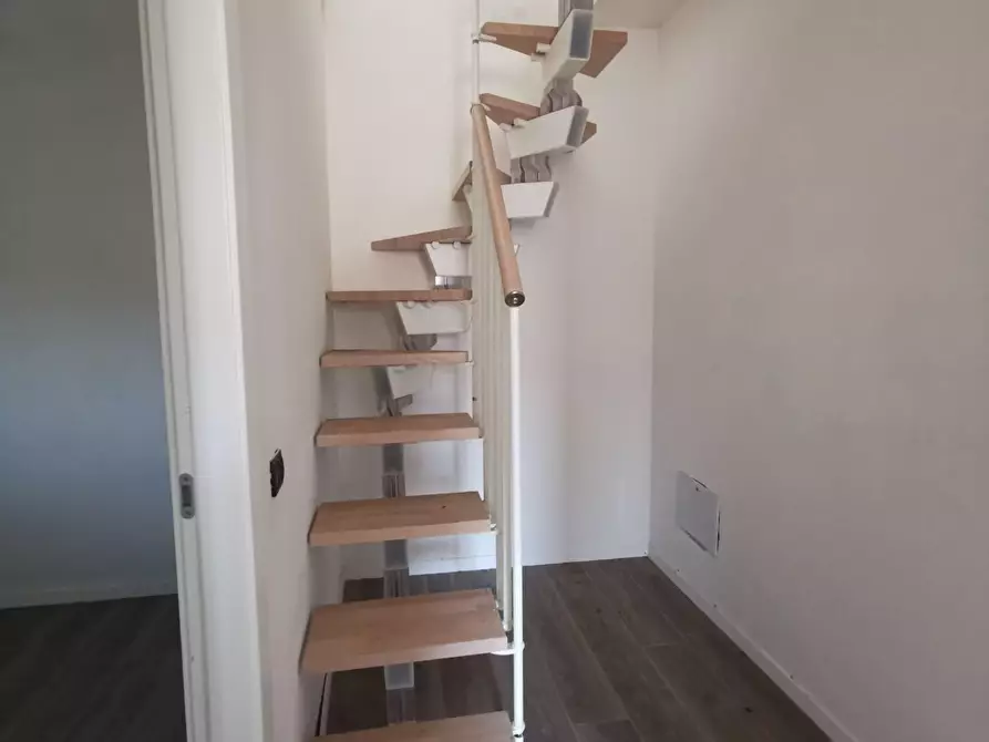 Immagine 4 di Appartamento in vendita  a Santa Croce Sull'arno