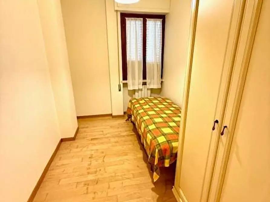 Immagine 6 di Appartamento in vendita  a Camaiore