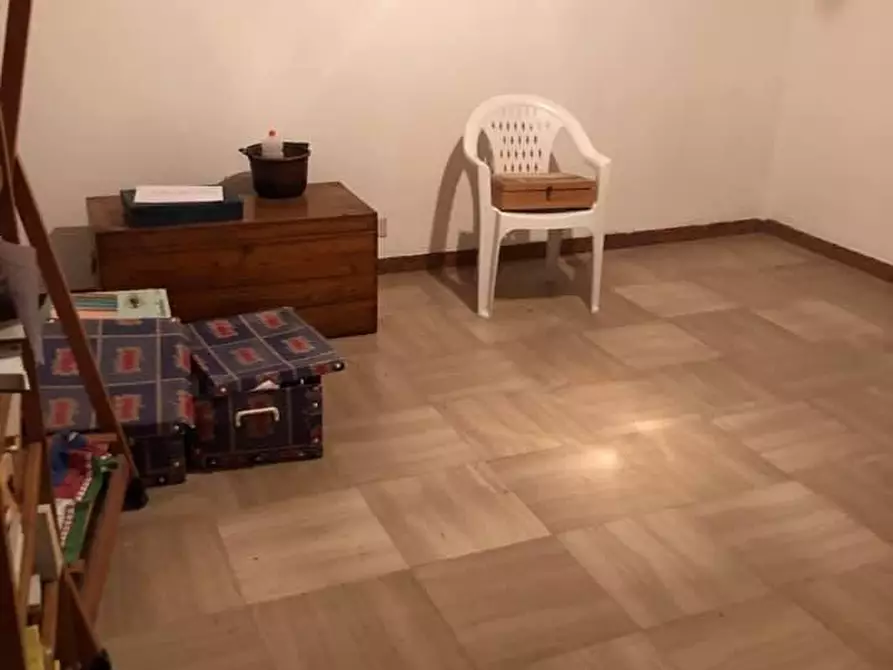 Immagine 8 di Appartamento in vendita  a Carrara