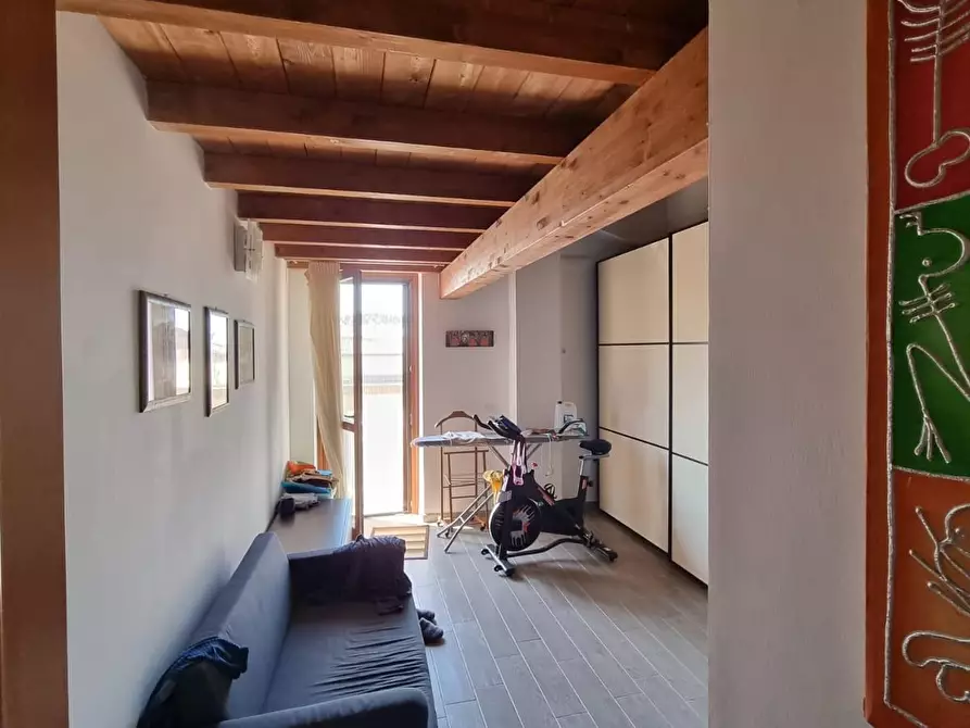 Immagine 15 di Villetta a schiera in vendita  a Fiumicino