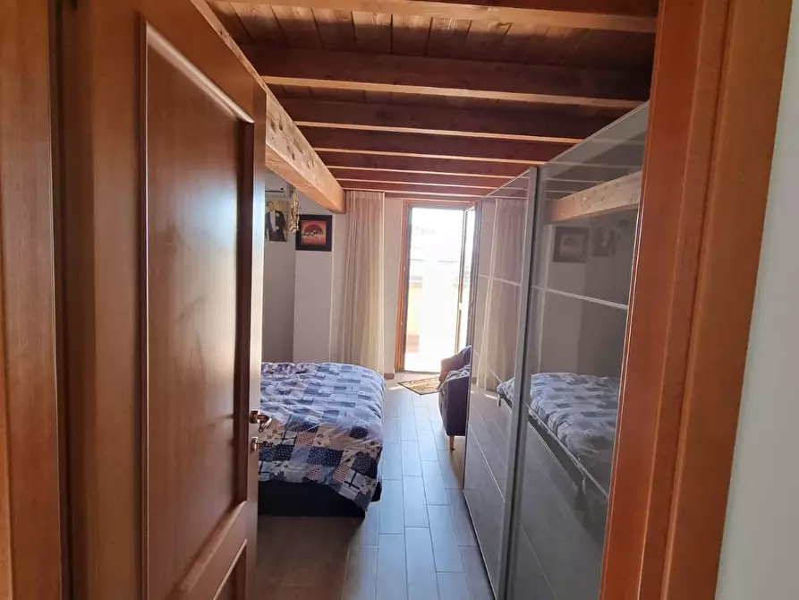 Immagine 21 di Villetta a schiera in vendita  a Fiumicino