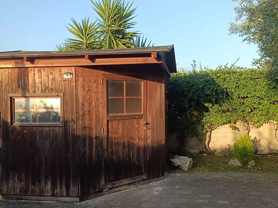 Immagine 31 di Villetta a schiera in vendita  a Fiumicino