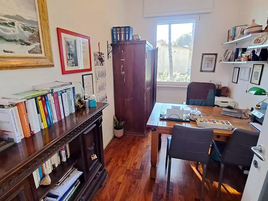 Immagine 20 di Villa in vendita  a Rosignano Marittimo