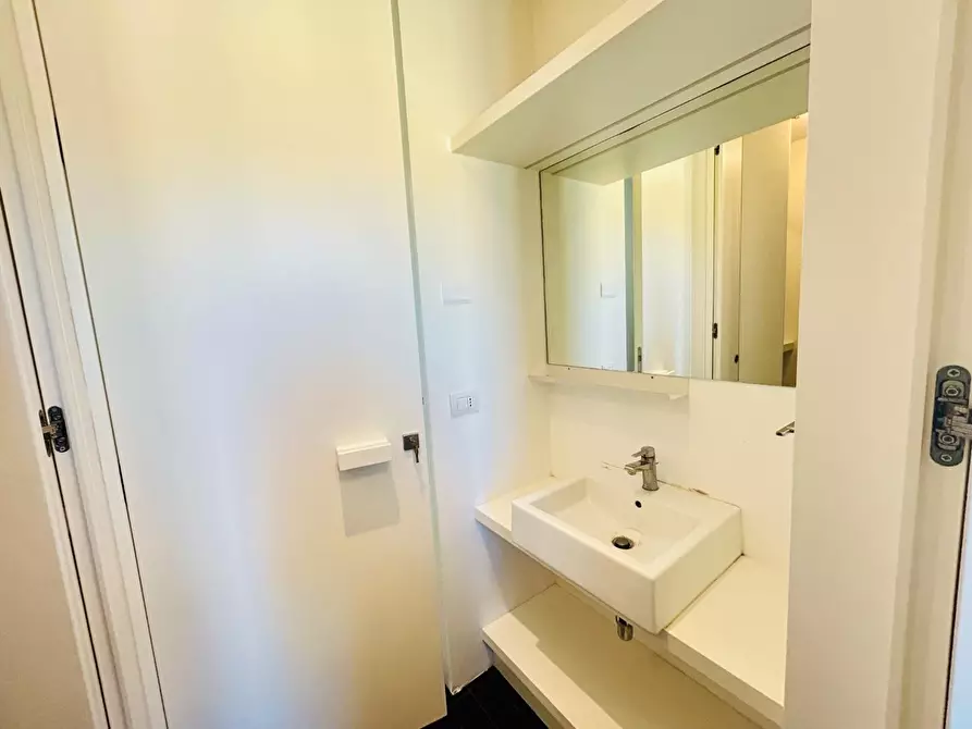 Immagine 13 di Appartamento in vendita  a Empoli