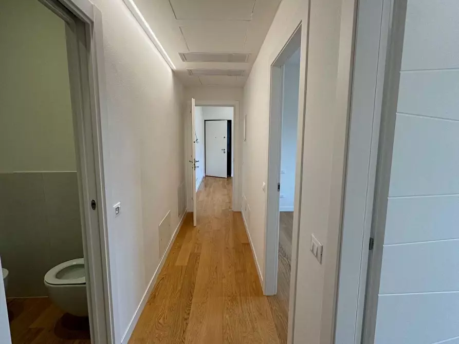 Immagine 14 di Appartamento in vendita  a Massa