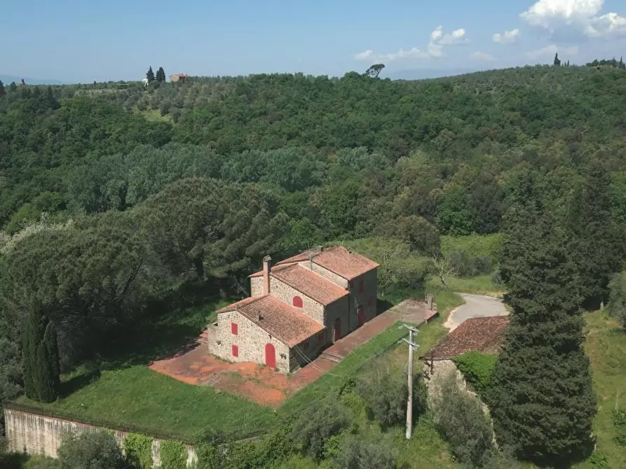 Immagine 22 di Casa colonica in vendita  a Vinci