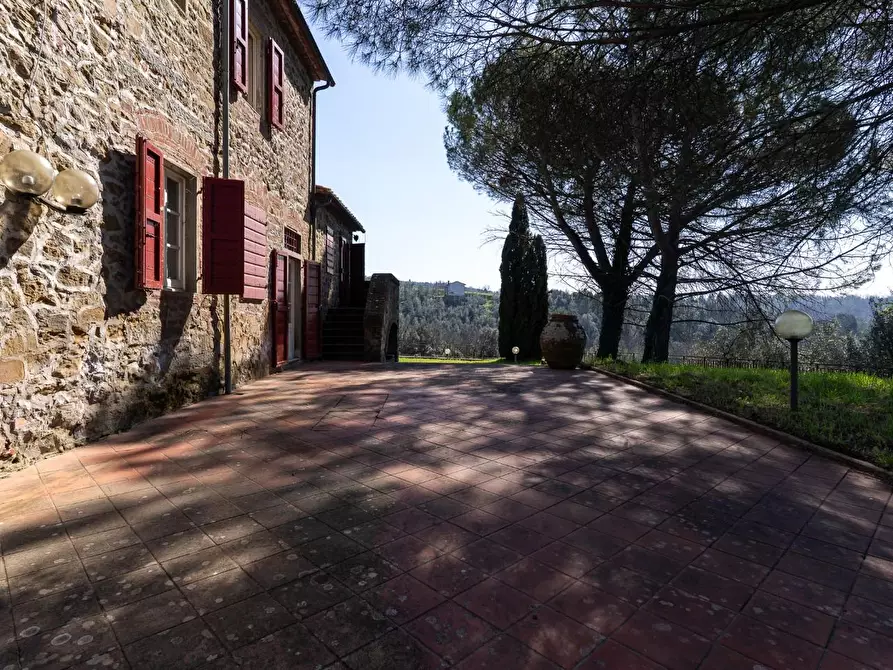 Immagine 16 di Casa colonica in vendita  a Vinci