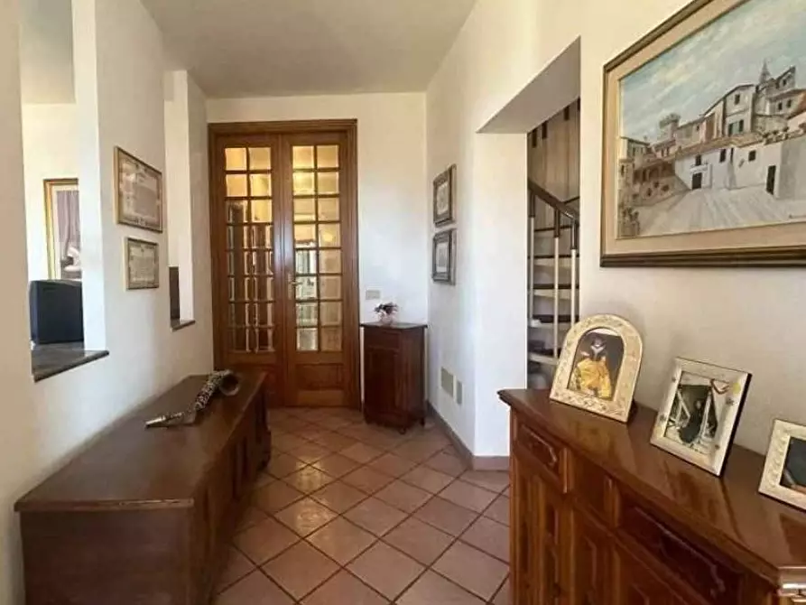 Immagine 10 di Villa in vendita  a Semproniano