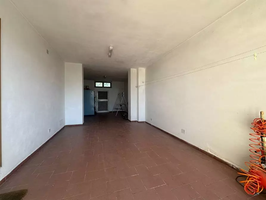Immagine 21 di Villa in vendita  a Semproniano