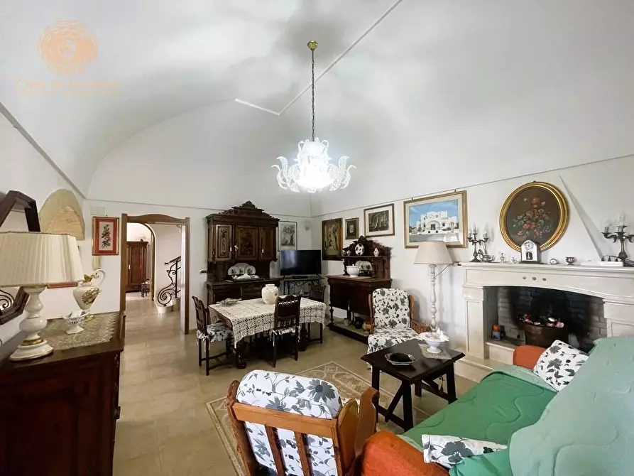 Immagine 10 di Villa in vendita  a Alessano