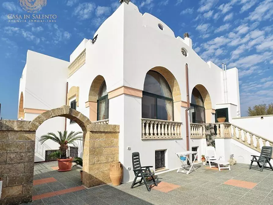 Immagine 40 di Villa in vendita  a Alessano