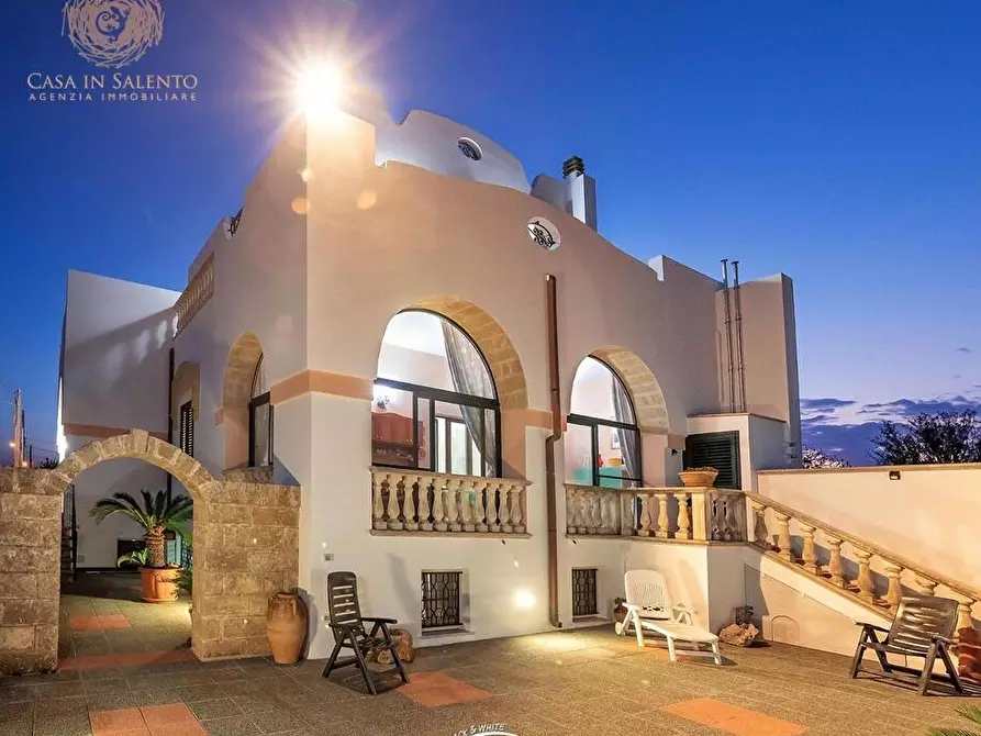 Immagine 38 di Villa in vendita  a Alessano