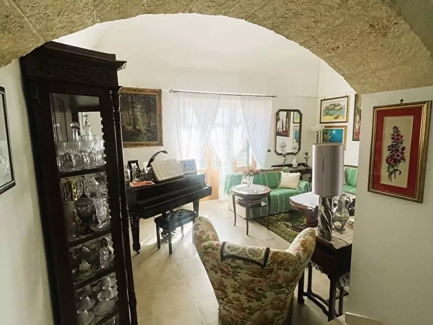 Immagine 8 di Villa in vendita  a Alessano