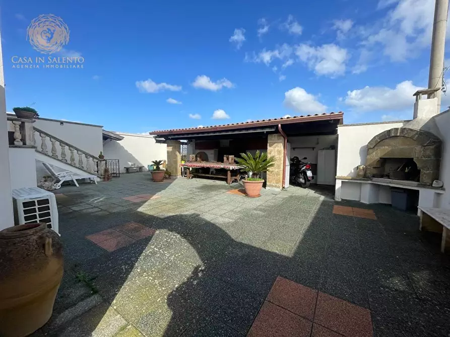 Immagine 31 di Villa in vendita  a Alessano