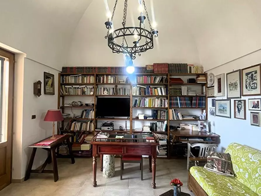 Immagine 3 di Villa in vendita  a Alessano