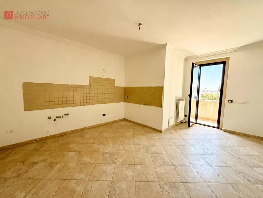 Immagine 3 di Appartamento in vendita  a Lizzanello