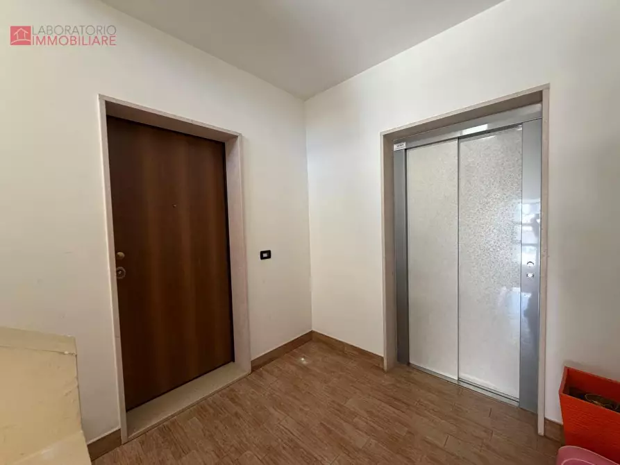 Immagine 26 di Appartamento in vendita  a Lizzanello