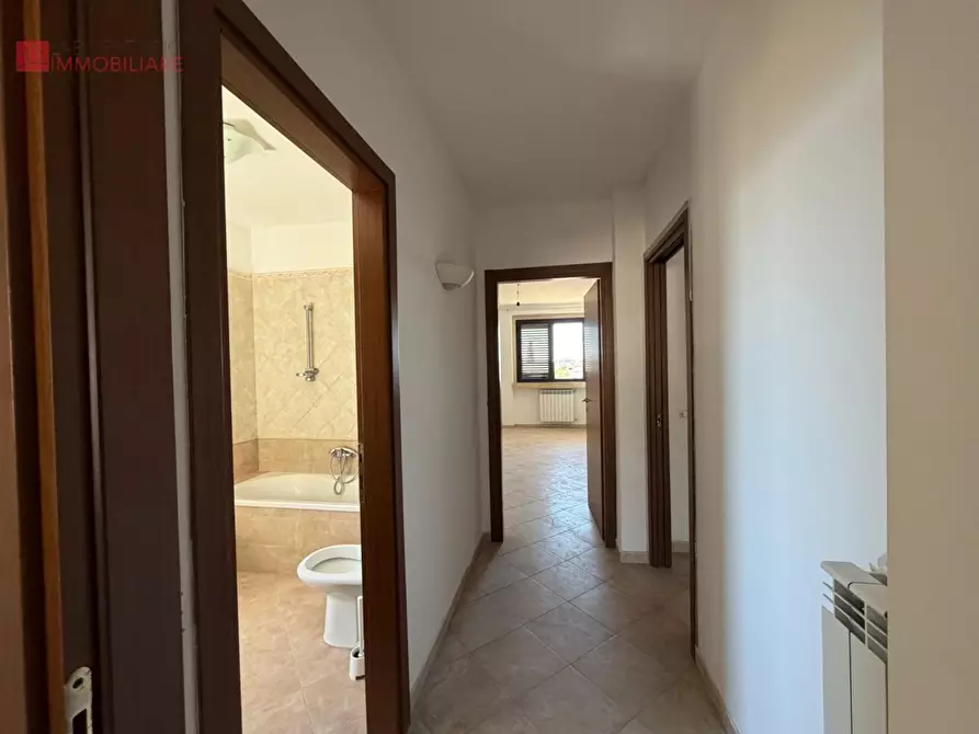 Immagine 8 di Appartamento in vendita  a Lizzanello