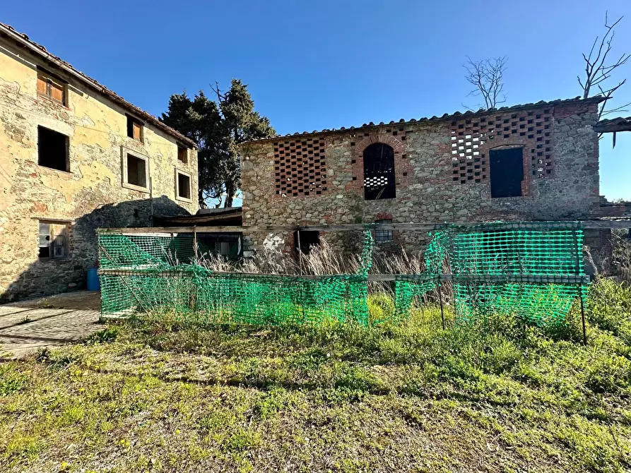 Immagine 2 di Rustico / casale in vendita  a Capannori