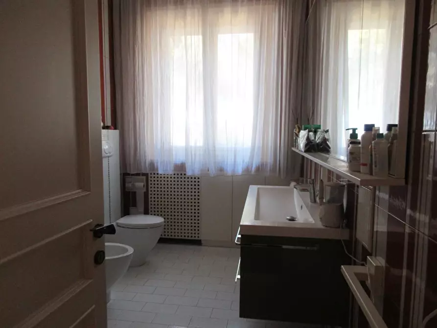 Immagine 14 di Villa in vendita  a Vinci