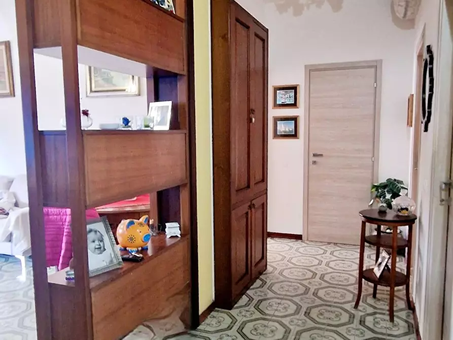 Immagine 15 di Appartamento in vendita  a Carrara