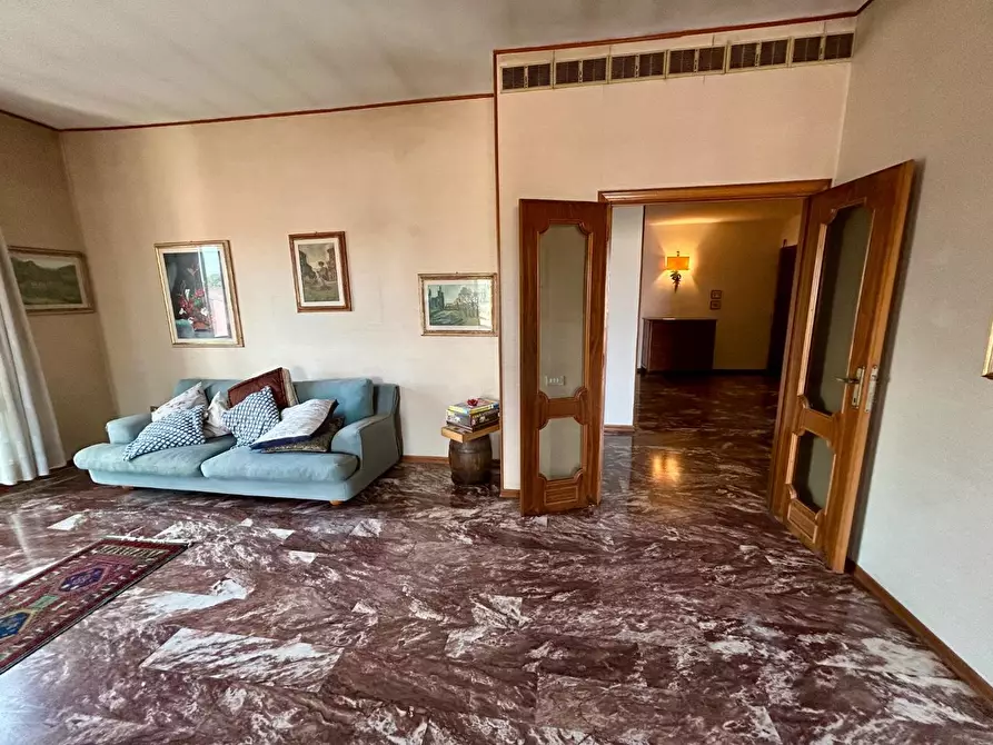 Immagine 4 di Mansarda in vendita  a Empoli