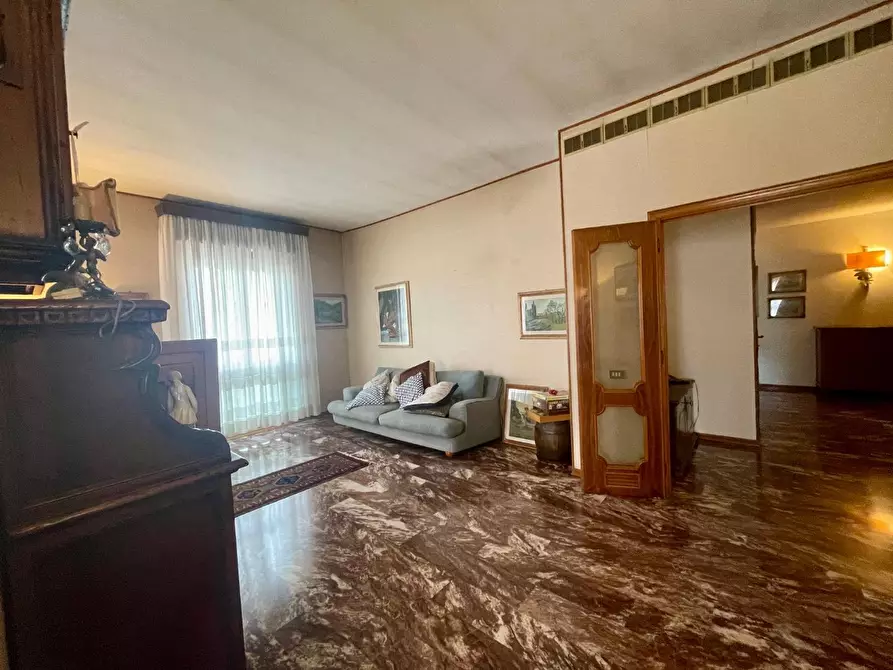 Immagine 12 di Mansarda in vendita  a Empoli