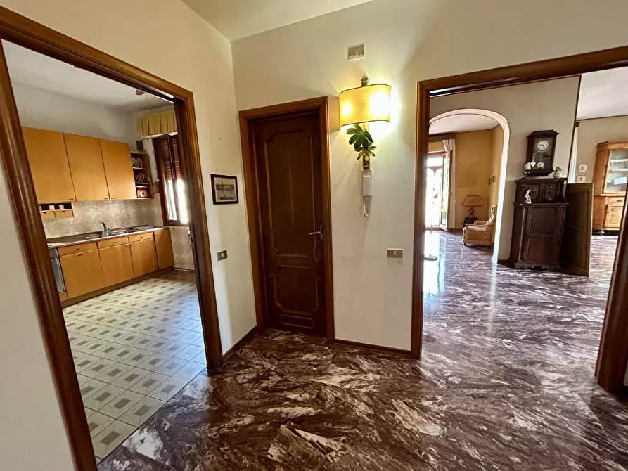 Immagine 16 di Mansarda in vendita  a Empoli