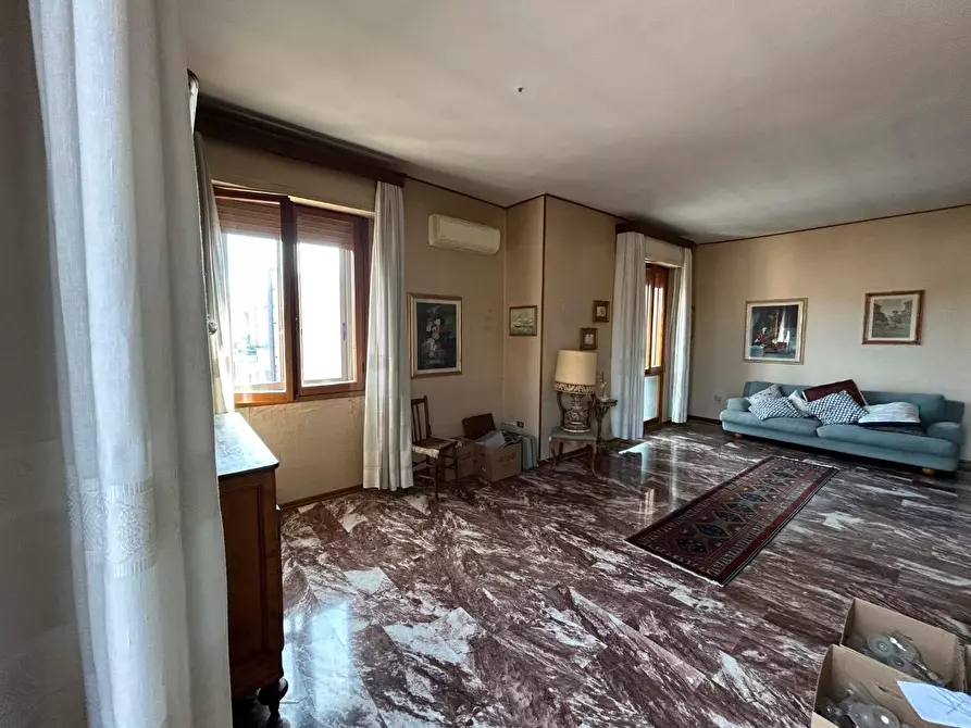 Immagine 6 di Mansarda in vendita  a Empoli