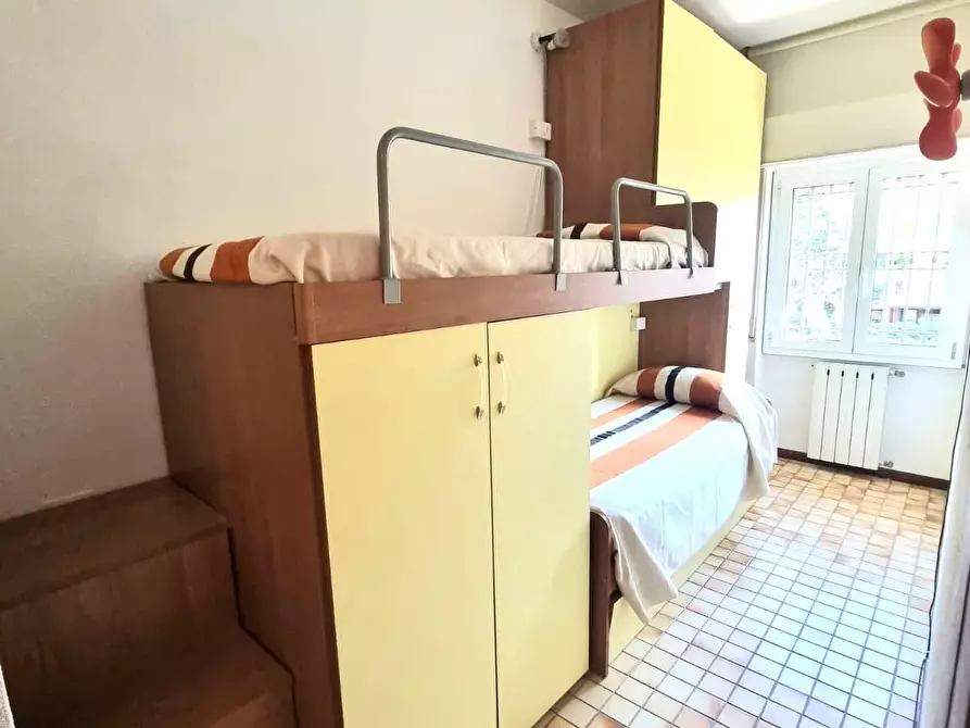 Immagine 10 di Villetta a schiera in affitto  a Viareggio