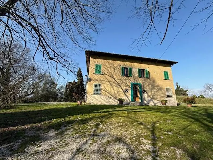 Immagine 3 di Villa in vendita  a Fucecchio