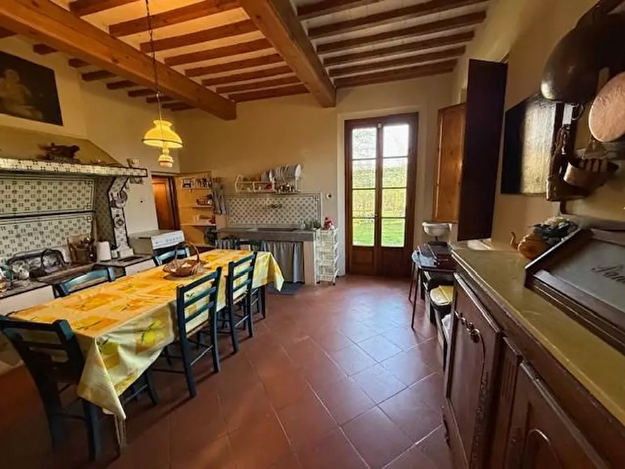 Immagine 27 di Villa in vendita  a Fucecchio