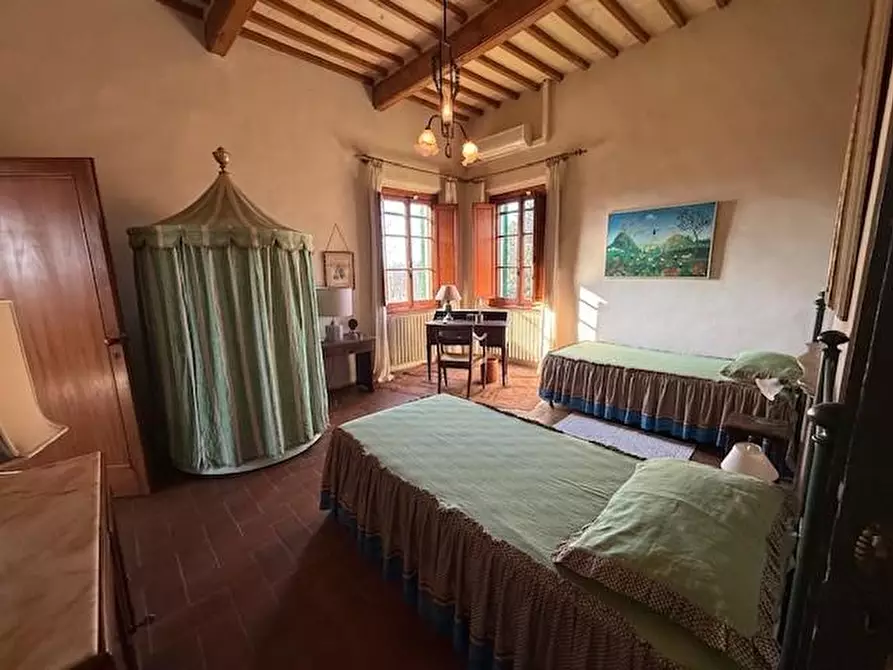 Immagine 46 di Villa in vendita  a Fucecchio
