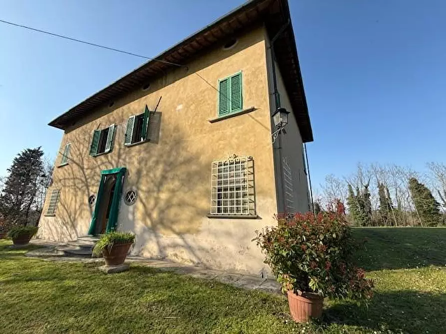 Immagine 4 di Villa in vendita  a Fucecchio