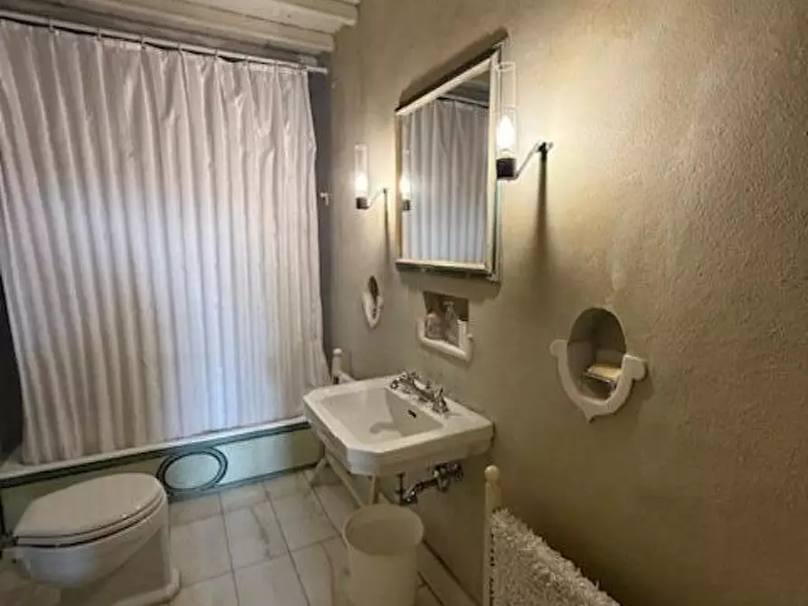 Immagine 61 di Villa in vendita  a Fucecchio