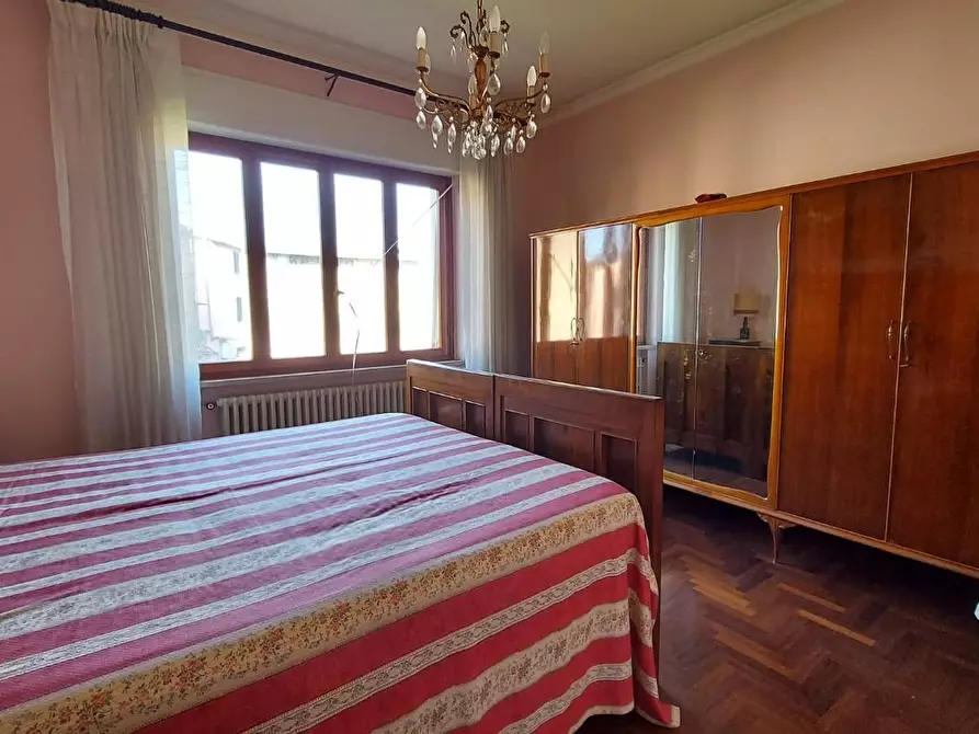 Immagine 15 di Villa in vendita  a Lucca