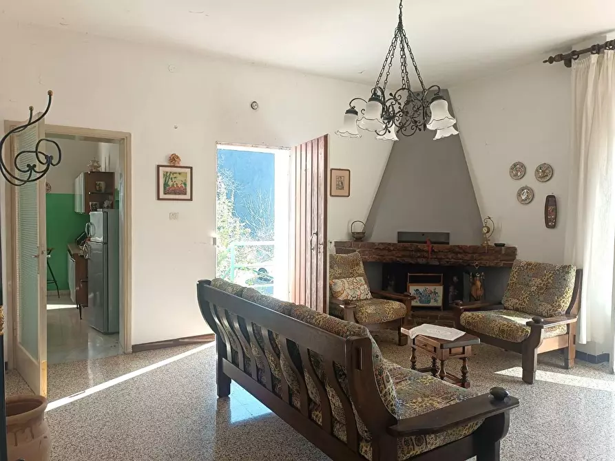 Immagine 7 di Casa indipendente in vendita  a Sillano Giuncugnano