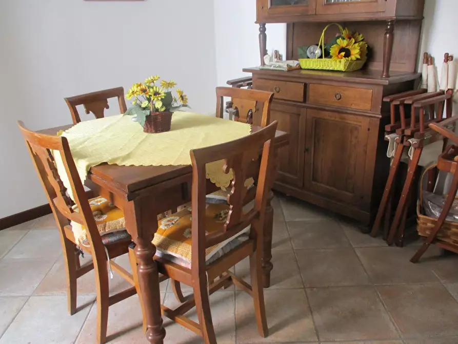 Immagine 6 di Villa in vendita  a Viareggio