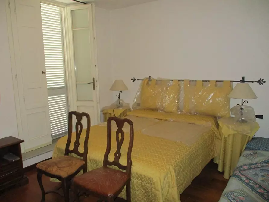 Immagine 18 di Villa in vendita  a Viareggio