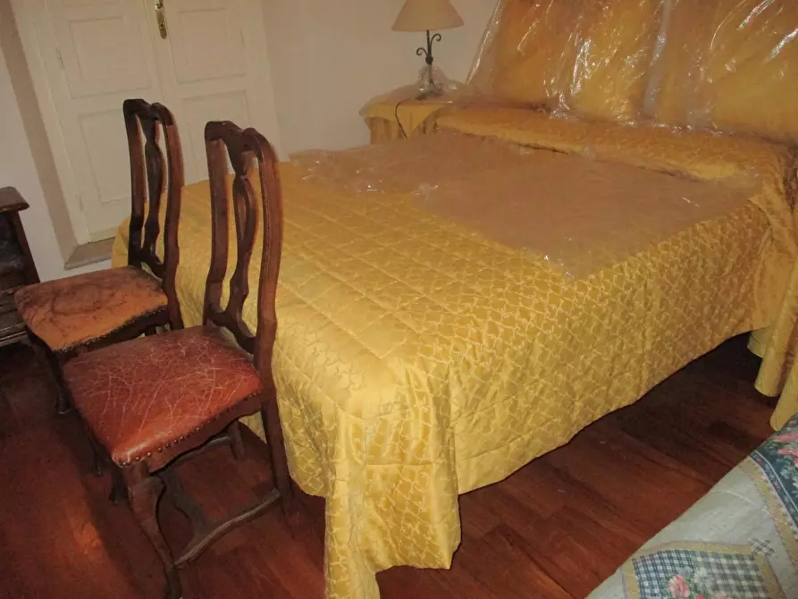 Immagine 15 di Villa in vendita  a Viareggio