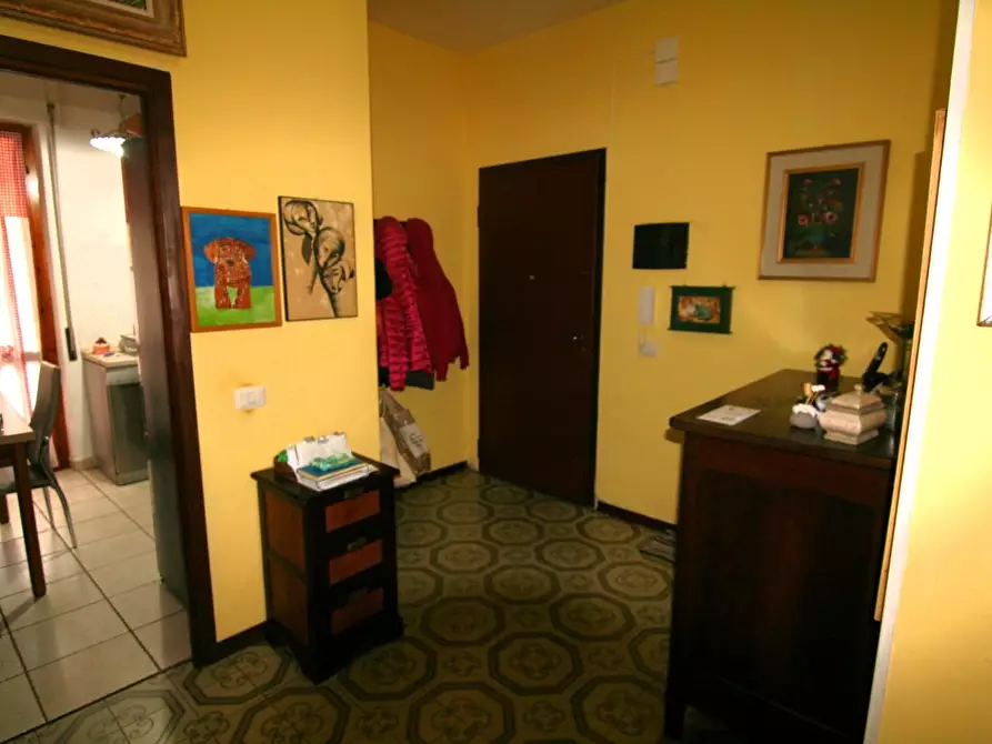 Immagine 5 di Appartamento in vendita  a Carrara