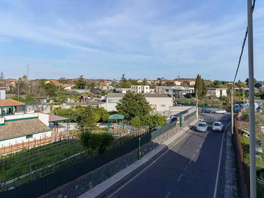 Immagine 22 di Casa semindipendente in vendita  a San Giovanni La Punta