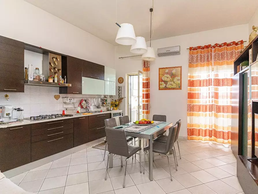 Immagine 9 di Casa semindipendente in vendita  a San Giovanni La Punta