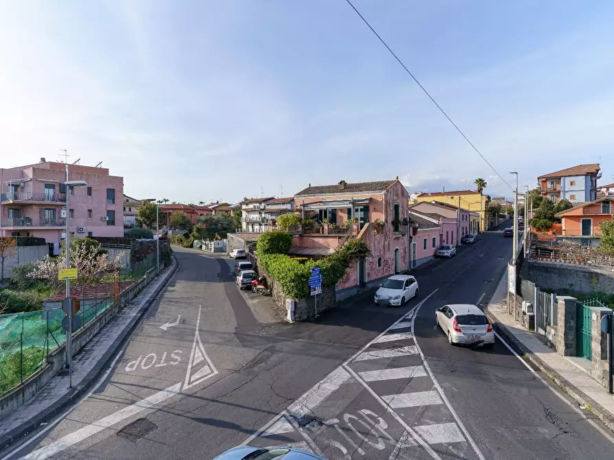 Immagine 23 di Casa semindipendente in vendita  a San Giovanni La Punta