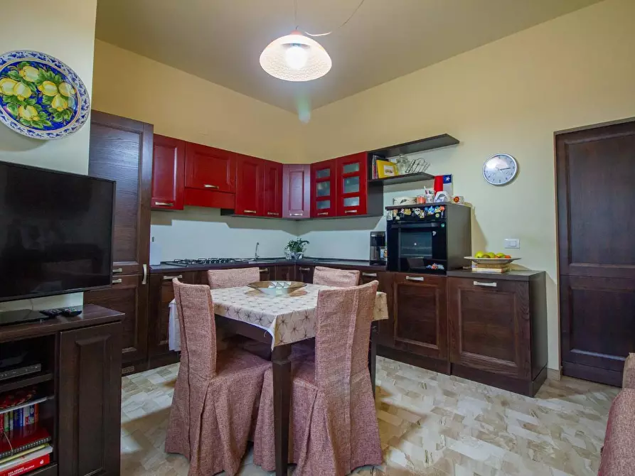 Immagine 13 di Appartamento in vendita  a Vicopisano