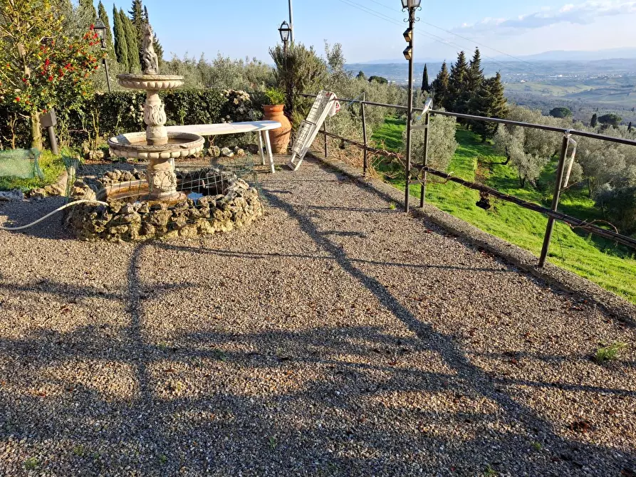 Immagine 17 di Porzione di casa in vendita  a Vinci