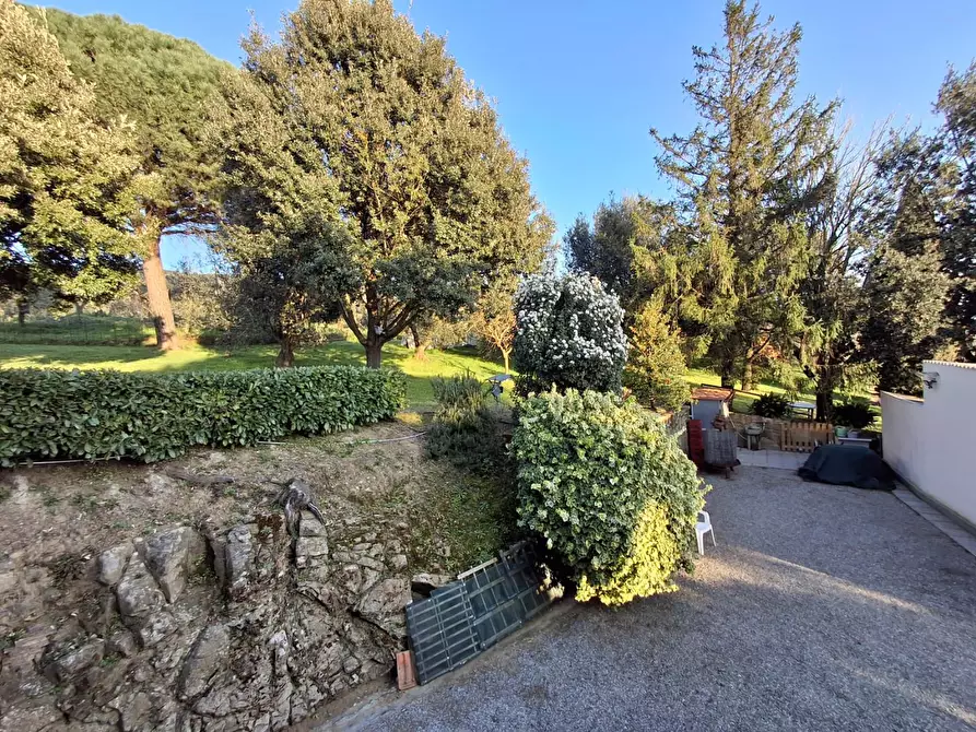 Immagine 30 di Porzione di casa in vendita  a Vinci