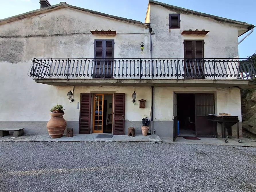 Immagine 27 di Porzione di casa in vendita  a Vinci