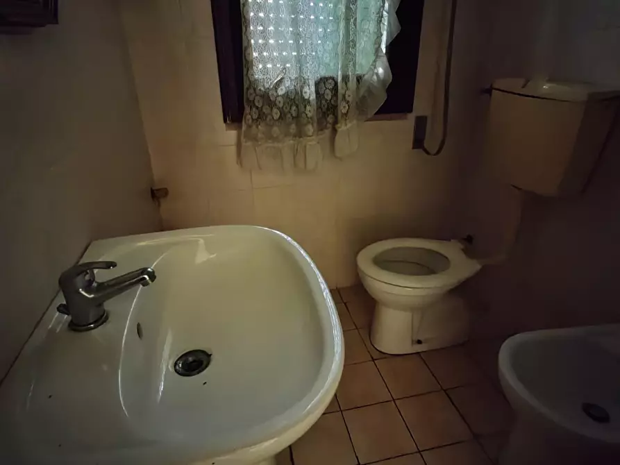 Immagine 8 di Appartamento in vendita  a Massa